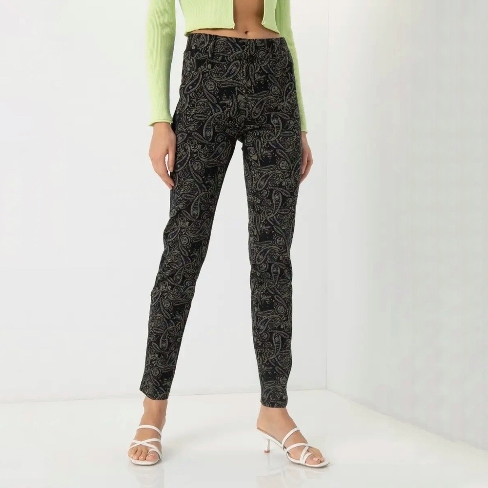 Anthropologie | AG | High Rise Stevie Ankle Paisley Velvet Pants Size 28